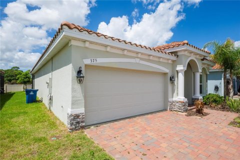 House in Haines City, Florida 3 bedrooms, 185.25 sq.m. № 2102252 - photo 4