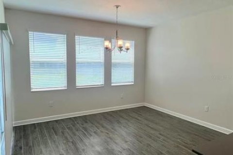 Villa ou maison à louer à Kissimmee, Floride: 4 chambres, 217.95 m2 № 2096070 - photo 5