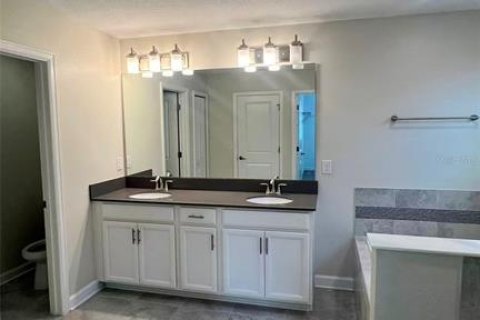 Villa ou maison à louer à Kissimmee, Floride: 4 chambres, 217.95 m2 № 2096070 - photo 17
