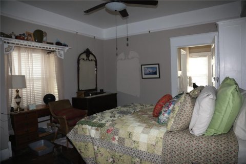 Villa ou maison à vendre à Tampa, Floride: 4 chambres, 260.13 m2 № 2093789 - photo 11