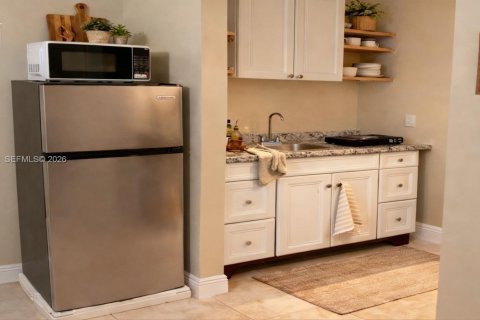 Immobilier commercial à louer à West Palm Beach, Floride: 1 chambre, 42.27 m2 № 2025683 - photo 7