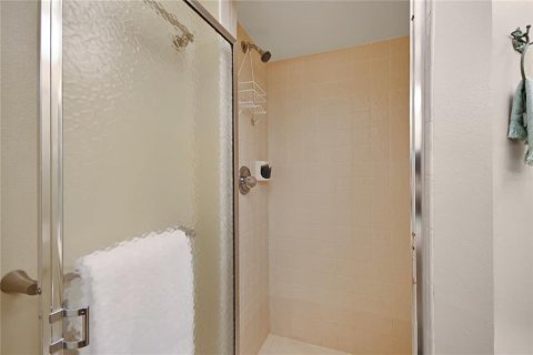 Condo in New Smyrna Beach, Florida, 2 bedrooms № 2217541 - photo 29