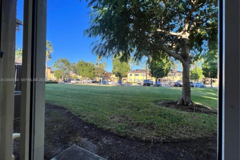 Condo in Homestead, Florida, 3 bedrooms № 2167905 - photo 9