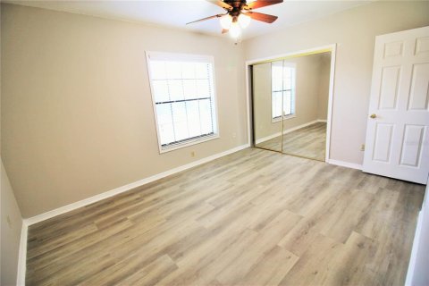 Townhouse in Winter Park, Florida 2 bedrooms, 95.78 sq.m. № 2295314 - photo 12