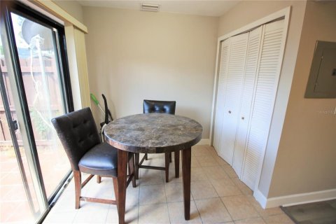 Townhouse in Winter Park, Florida 2 bedrooms, 95.78 sq.m. № 2295314 - photo 5