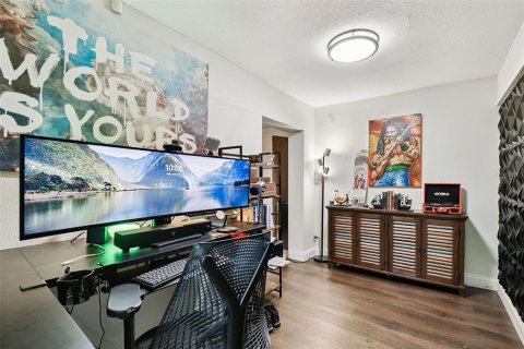 Купить виллу или дом в Тампа, Флорида 12 комнат, 240.06м2, № 1902431 - фото 21