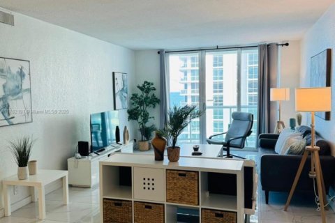 Copropriété à vendre à Hollywood, Floride: 2 chambres, 114.83 m2 № 1860555 - photo 10