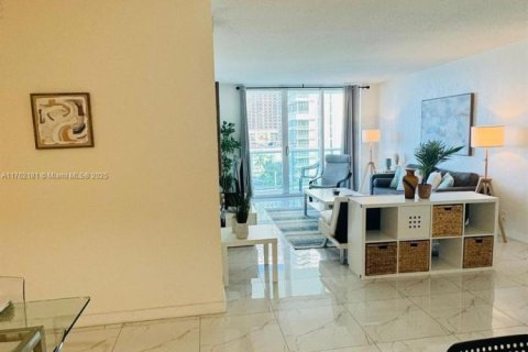 Copropriété à vendre à Hollywood, Floride: 2 chambres, 114.83 m2 № 1860555 - photo 7