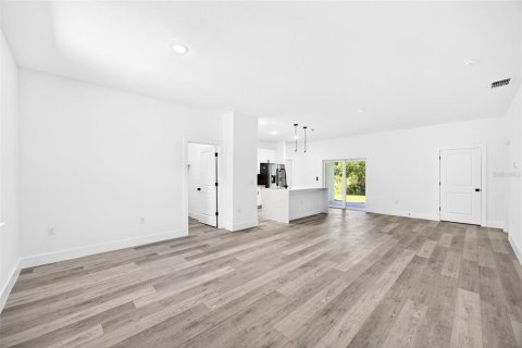 Casa en venta en Port Charlotte, Florida, 4 dormitorios, 169.73 m2 № 2101314 - foto 3