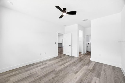 Casa en venta en Port Charlotte, Florida, 4 dormitorios, 169.73 m2 № 2101314 - foto 20