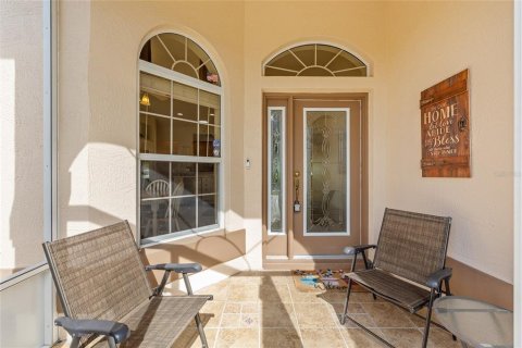 House in The Villages, Florida 3 bedrooms, 174.19 sq.m. № 1858307 - photo 20