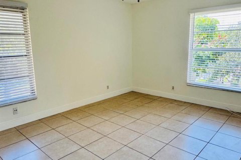 Copropriété à louer à Boca Raton, Floride: 2 chambres, 86.96 m2 № 2293600 - photo 5