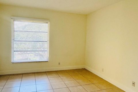 Copropriété à louer à Boca Raton, Floride: 2 chambres, 86.96 m2 № 2293600 - photo 8