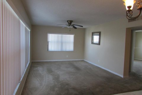 Condominio en alquiler en Belleair Beach, Florida, 2 dormitorios, 111.48 m2 № 1821161 - foto 2