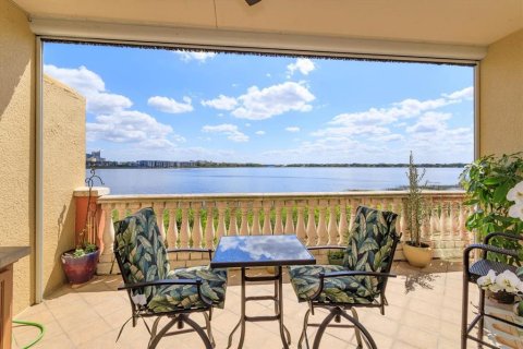 Copropriété à vendre à Orlando, Floride: 2 chambres, 200.85 m2 № 1555251 - photo 22