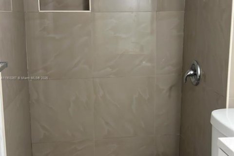 Купить кондоминиум в Майами, Флорида 2 спальни, 109.16м2, № 2015374 - фото 4