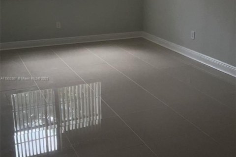 Купить кондоминиум в Майами, Флорида 2 спальни, 109.16м2, № 2015374 - фото 10