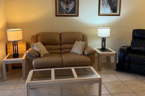 Casa en venta en Clermont, Florida, 2 dormitorios, 127.65 m2 № 1740381 - foto 4