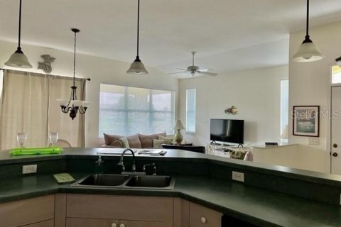 House in Punta Gorda, Florida 2 bedrooms, 113.25 sq.m. № 1723496 - photo 12