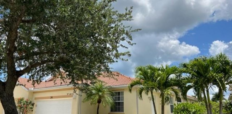 House in Punta Gorda, Florida 2 bedrooms, 113.25 sq.m. № 1723496