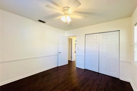 Apartment in Winter Haven, Florida 3 bedrooms, 114.64 sq.m. № 2200822 - photo 11