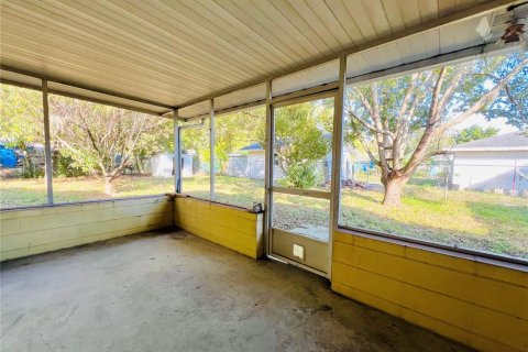 Apartment in Winter Haven, Florida 3 bedrooms, 114.64 sq.m. № 2200822 - photo 16