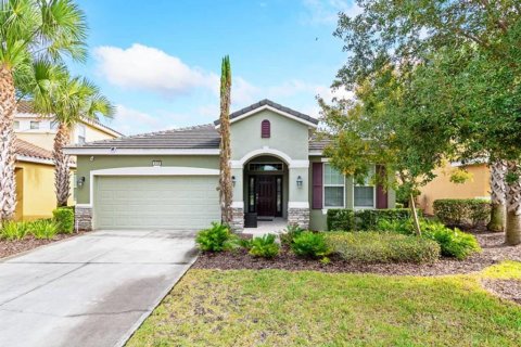 House in Davenport, Florida 5 bedrooms, 196.4 sq.m. № 2108662
