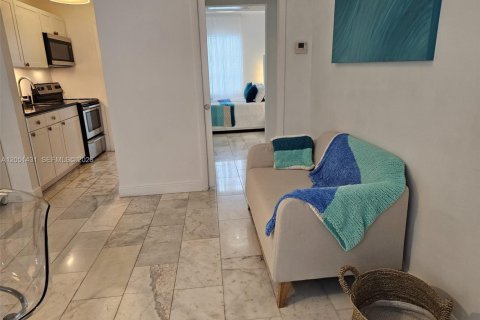 Copropriété à louer à Miami Beach, Floride: 1 chambre, 43.48 m2 № 2193548 - photo 5