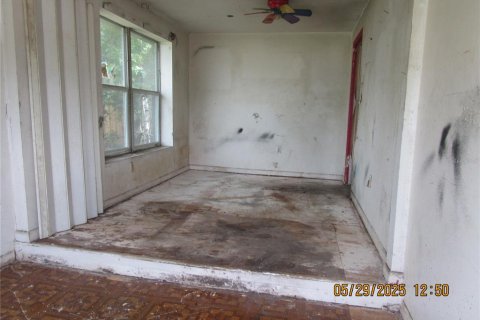 House in Orlando, Florida 2 bedrooms, 111.48 sq.m. № 1761159 - photo 6