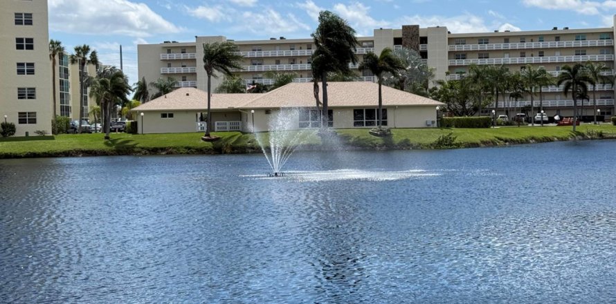Condo à Dania Beach, Floride, 2 chambres  № 2145968