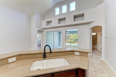 House in Apollo Beach, Florida 4 bedrooms, 250.28 sq.m. № 2113550 - photo 29