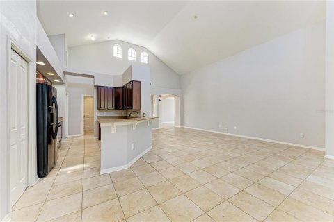 House in Apollo Beach, Florida 4 bedrooms, 250.28 sq.m. № 2113550 - photo 23