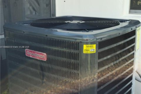 Купить виллу или дом в Тамарак, Флорида 2 спальни, 128.02м2, № 2015485 - фото 20