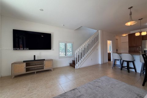 Снять в аренду таунхаус в Дейви, Флорида 1 спальня, 185.06м2, № 2051683 - фото 27