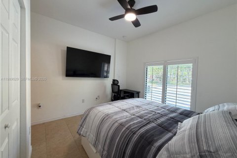 Снять в аренду таунхаус в Дейви, Флорида 1 спальня, 185.06м2, № 2051683 - фото 11