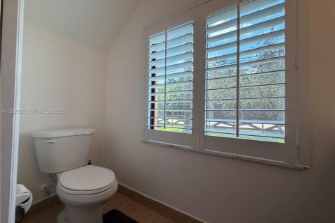 Снять в аренду таунхаус в Дейви, Флорида 1 спальня, 185.06м2, № 2051683 - фото 29