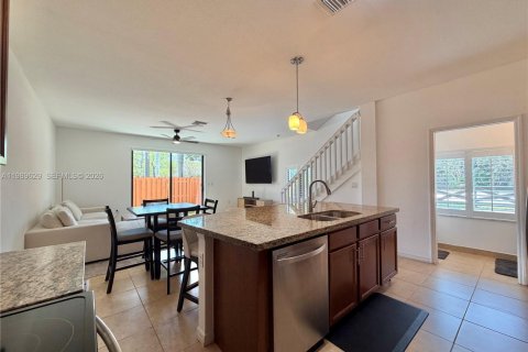 Touwnhouse à Davie, Floride 1 chambre, 185.06 m2 № 2051683