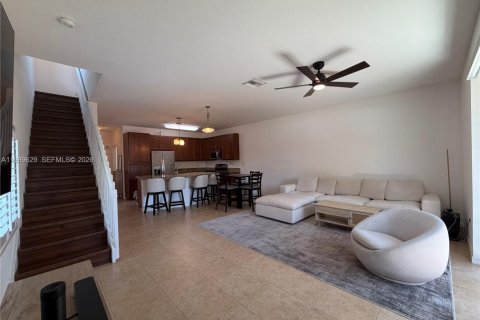 Снять в аренду таунхаус в Дейви, Флорида 1 спальня, 185.06м2, № 2051683 - фото 30