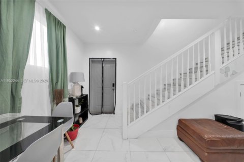 Купить виллу или дом в Майами, Флорида 2 спальни, 115.2м2, № 2006608 - фото 7