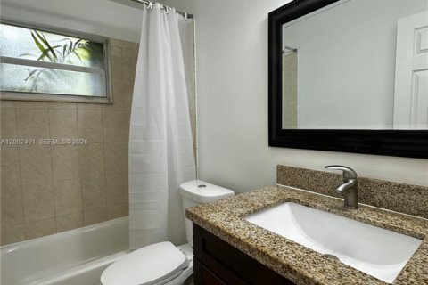 Apartment in Pompano Beach, Florida 2 bedrooms № 2067867 - photo 16