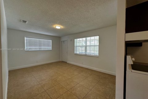 Apartment in Pompano Beach, Florida 2 bedrooms № 2067867 - photo 5