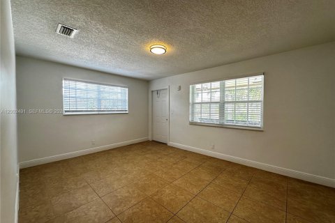 Apartment in Pompano Beach, Florida 2 bedrooms № 2067867 - photo 23