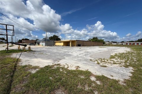 Immobilier commercial à vendre à Frostproof, Floride: 962.28 m2 № 2215185 - photo 23