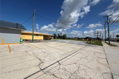 Immobilier commercial à vendre à Frostproof, Floride: 962.28 m2 № 2215185 - photo 21