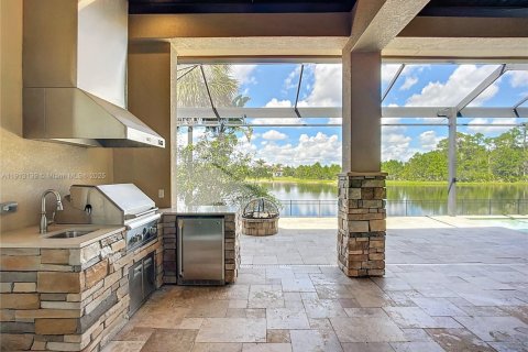 Villa ou maison à vendre à Bradenton, Floride: 5 chambres, 479.47 m2 № 1969581 - photo 25