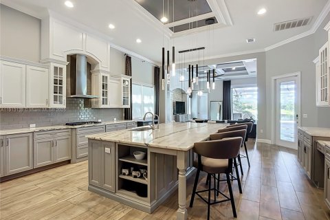 Villa ou maison à vendre à Bradenton, Floride: 5 chambres, 479.47 m2 № 1969581 - photo 13