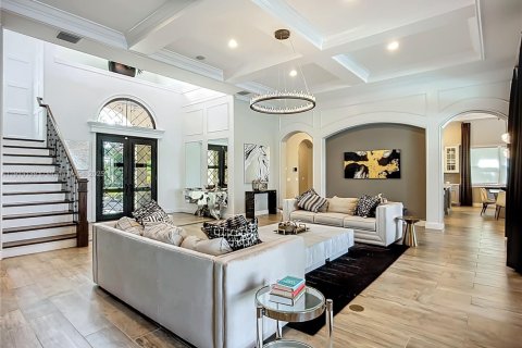 Villa ou maison à vendre à Bradenton, Floride: 5 chambres, 479.47 m2 № 1969581 - photo 2