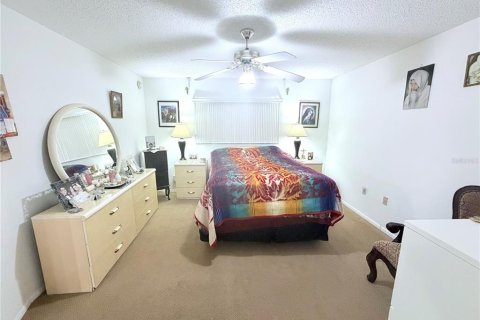 Villa ou maison à vendre à New Port Richey, Floride: 2 chambres, 89.56 m2 № 2235193 - photo 25