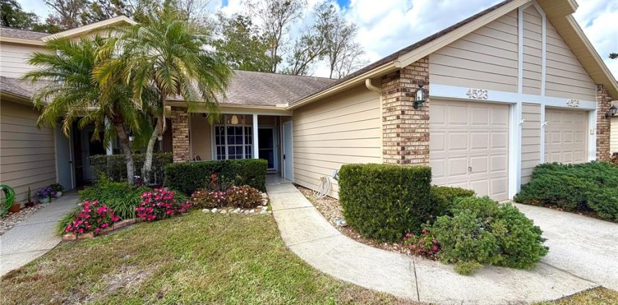 Villa ou maison à New Port Richey, Floride 2 chambres, 89.56 m2 № 2235193