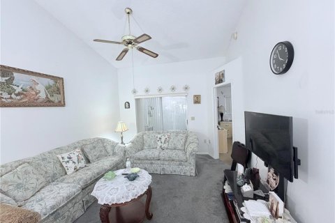 Villa ou maison à vendre à New Port Richey, Floride: 2 chambres, 89.56 m2 № 2235193 - photo 14